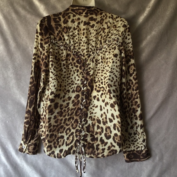 Le Lis Long Sleeve Animal Print Blouse Size M - Picture 2 of 8